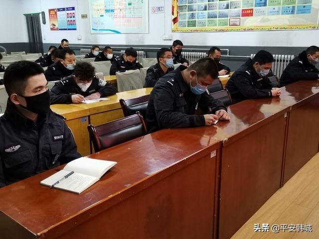 【全警实战大练兵】抗疫练兵两不误 提升能力担使命——韩城巡特警组织开展全警实战大练兵之政治练兵活动