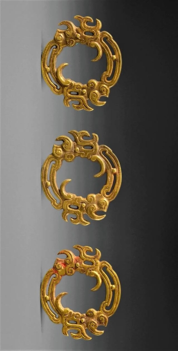 芮博国宝——镂空龙纹金环（图）