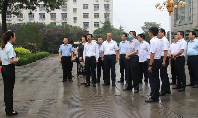 省人大调研韩城市预算和国有资产监督等工作开展情况（图）