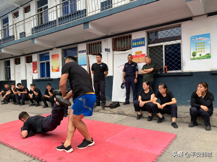 【全警大练兵】拉动演练担使命 刻苦训练不放松 ——韩城巡特警持续开展实战格斗集中训练