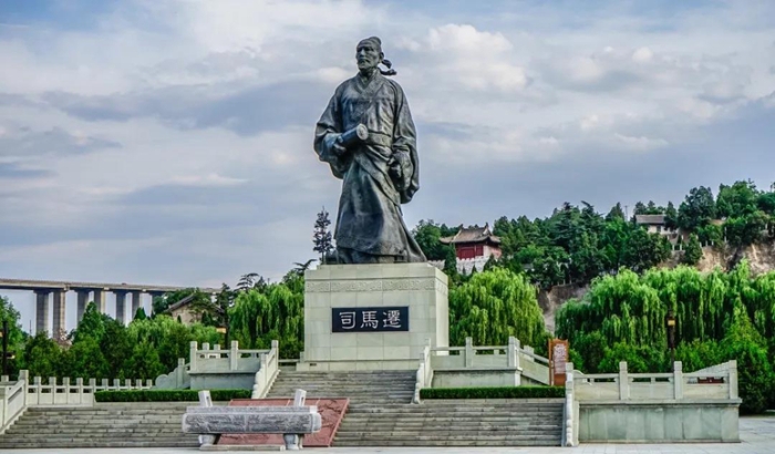 西安至韩城“绿巨人”开通影响千年文化名城（组图）