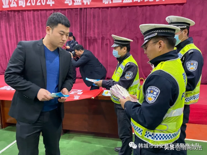 韩城市公安局交警大队开展“四大行动”推进农村道路交通事故预防工作（组图）