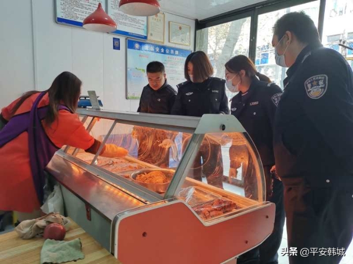 新城派出所开展餐饮业安全生产大检查