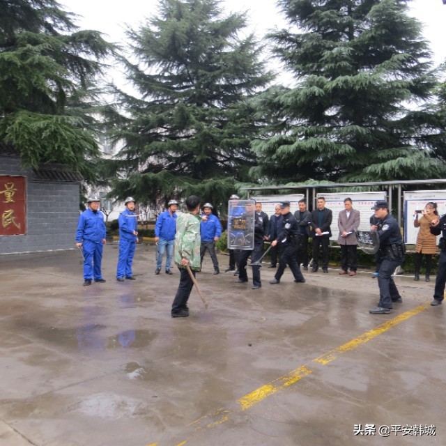 乔南派出所联合自来水厂开展反恐演练