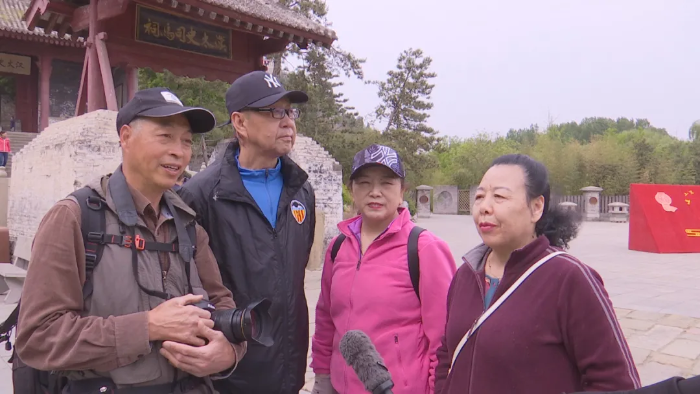 「五一小长假」韩城市司马迁祠景区：游客如织拜史圣 萌娃平衡车赛激情上演（图）