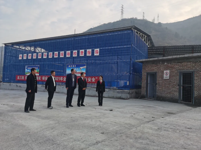 韩城法院桑树坪法庭送法进企业优化营商环境促发展（图）